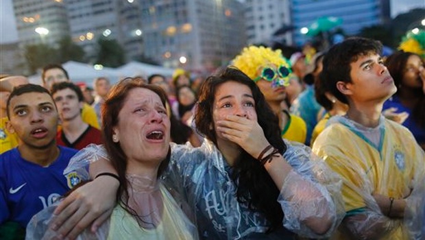 Brazil_fans_AP